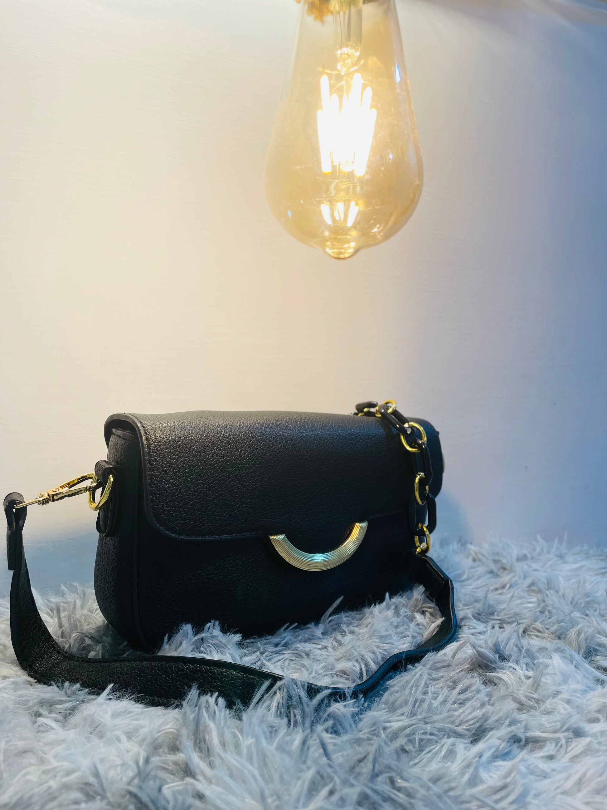 Chic Black Mini Crossbody – Gold Chain Accent